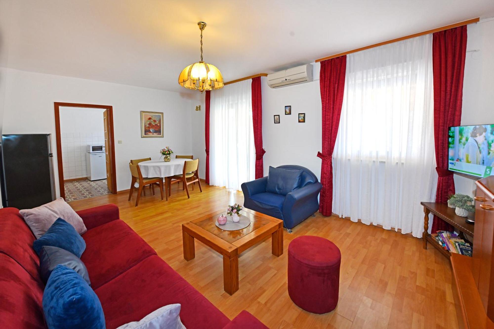 Apartments Jasmina Poreč Exteriör bild