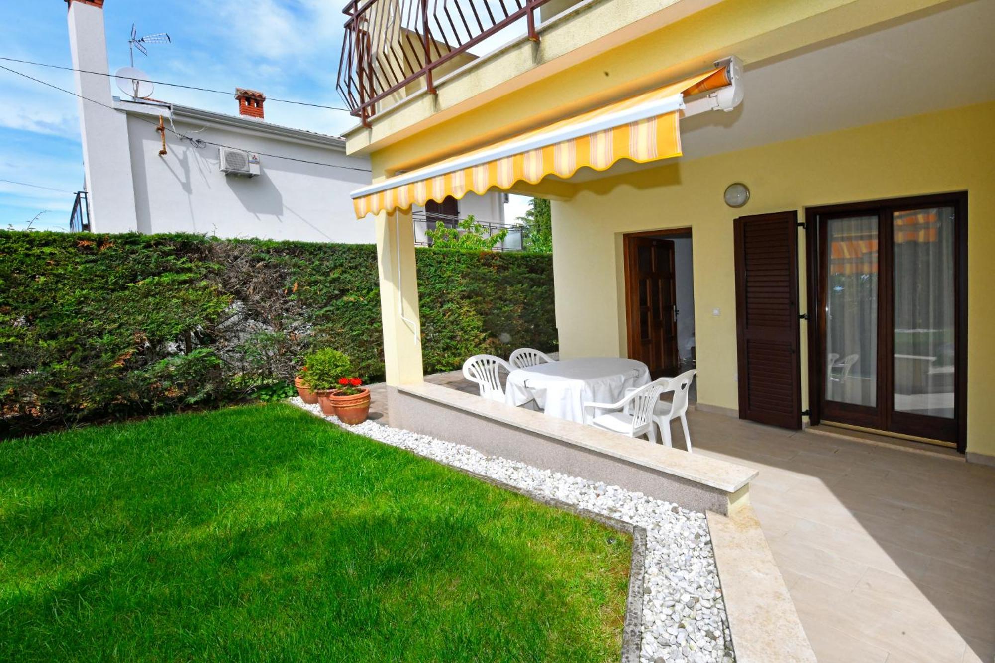 Apartments Jasmina Poreč Exteriör bild