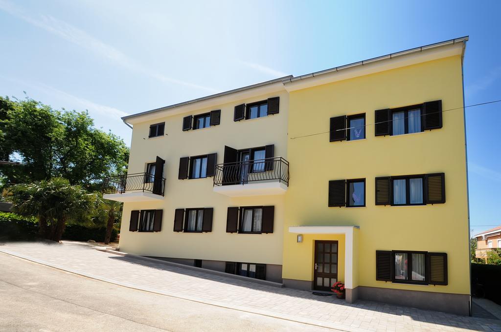 Apartments Jasmina Poreč Exteriör bild